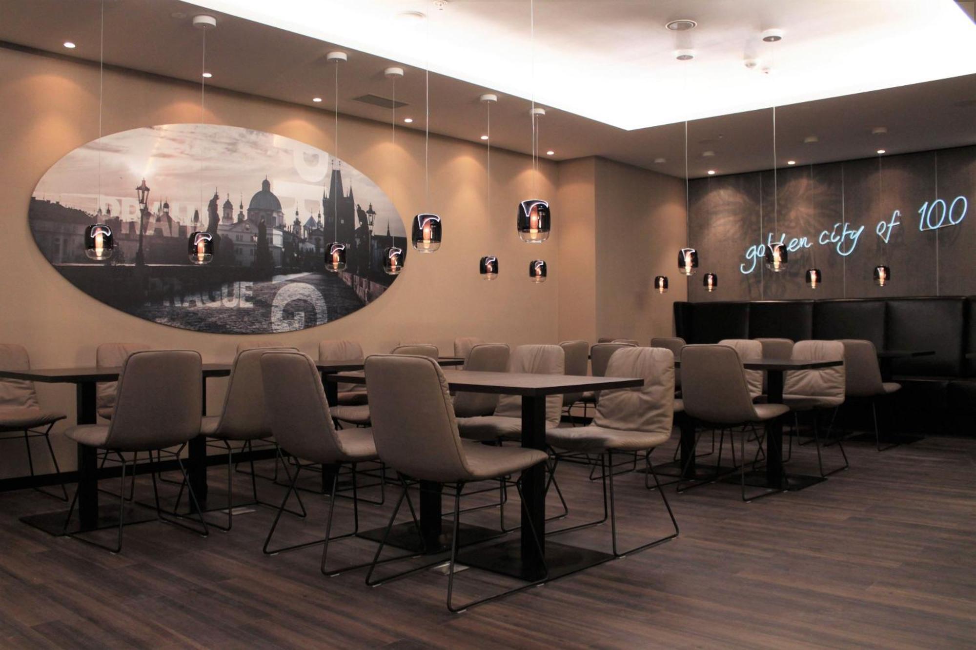 Motel One Prague-Florentinum Bagian luar foto