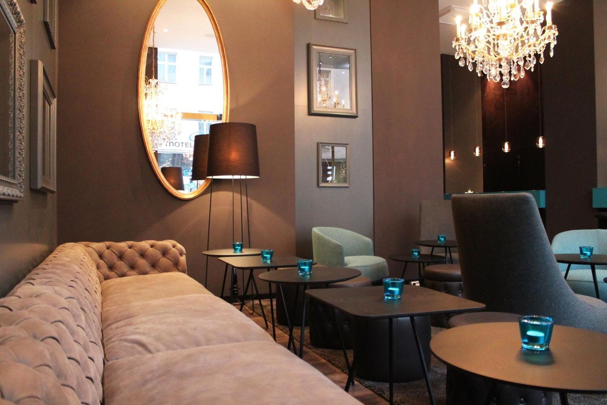 Motel One Prague-Florentinum Bagian luar foto