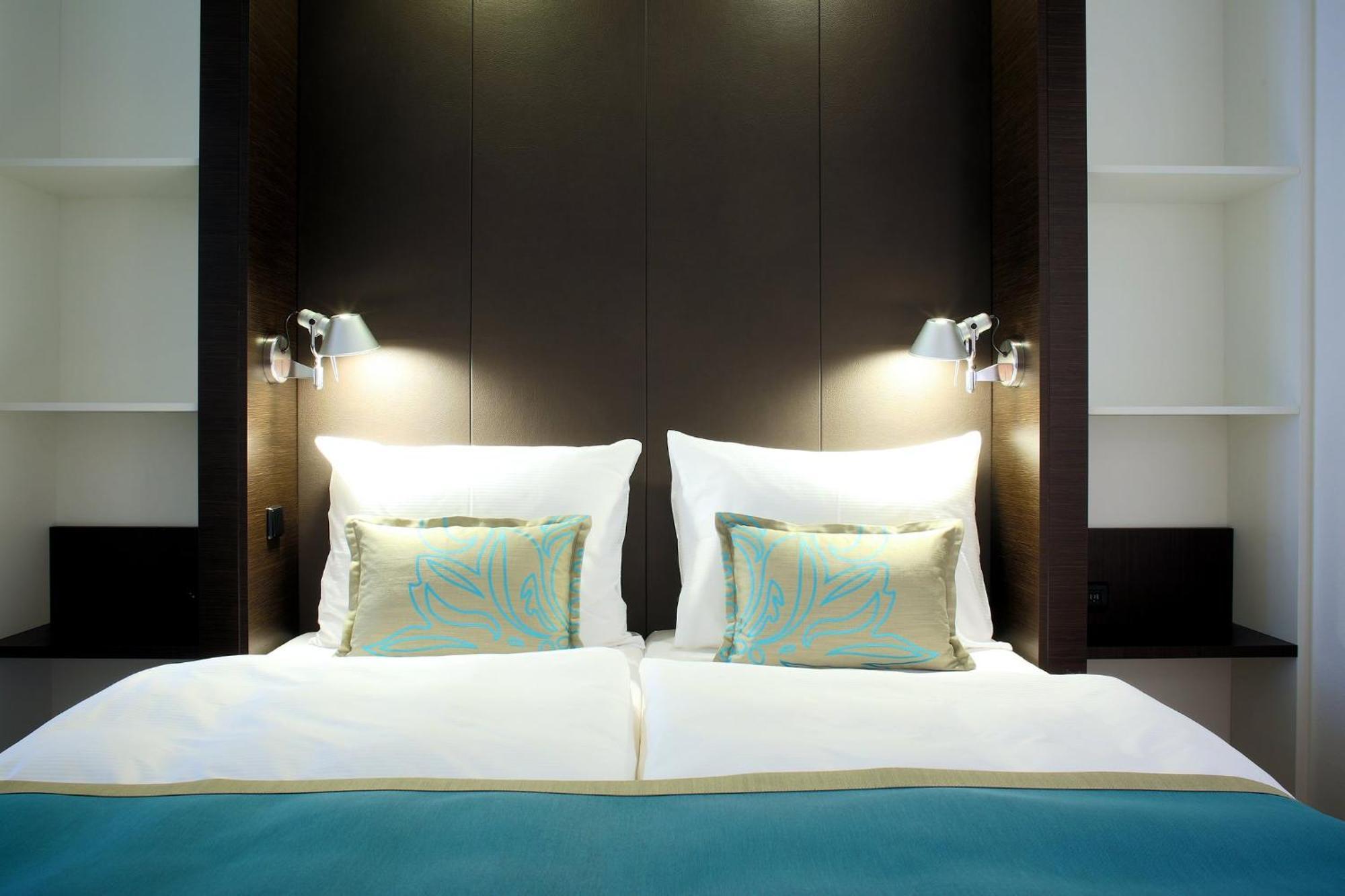 Motel One Prague-Florentinum Bagian luar foto