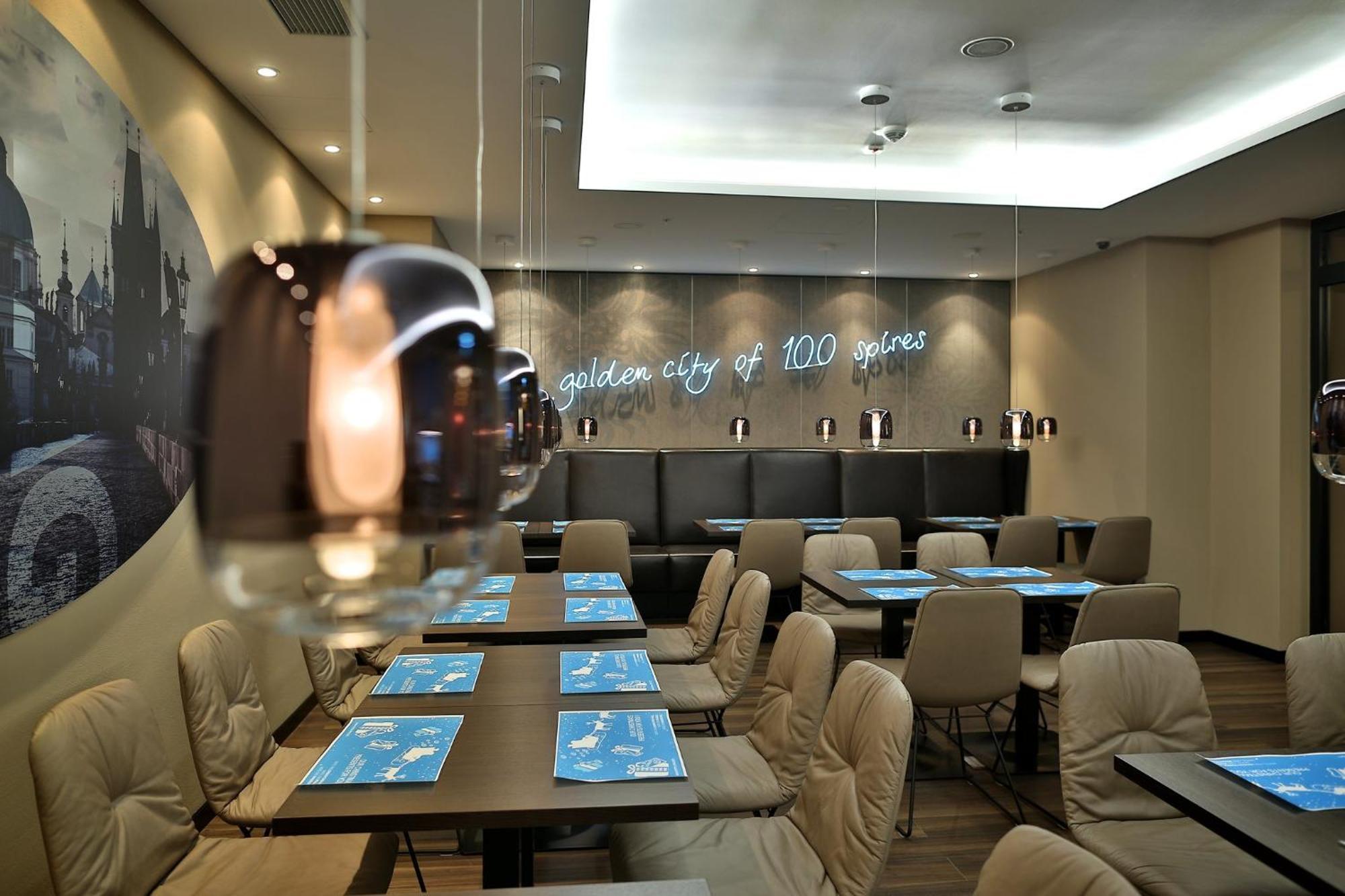 Motel One Prague-Florentinum Bagian luar foto