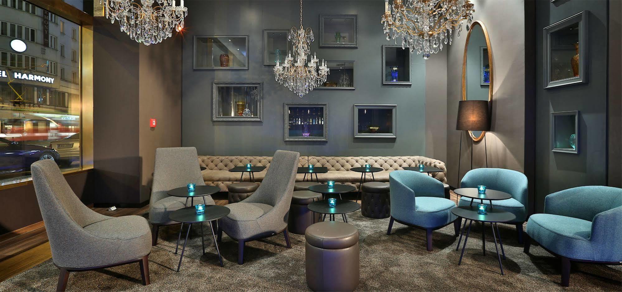 Motel One Prague-Florentinum Bagian luar foto