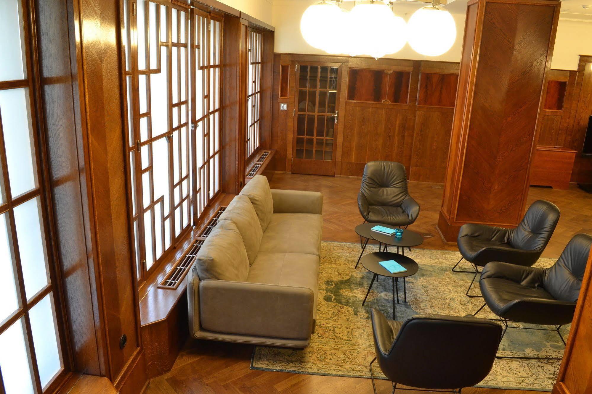 Motel One Prague-Florentinum Bagian luar foto